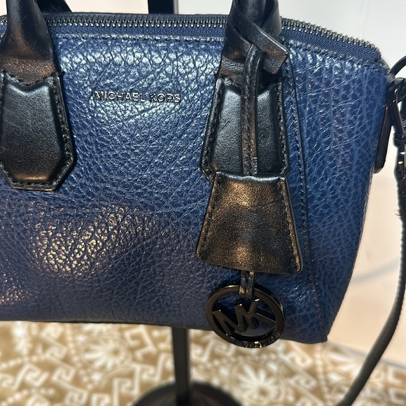 Micheal Kors Leather Mini Campbell Satchel Crossbody - Picture 4 of 13